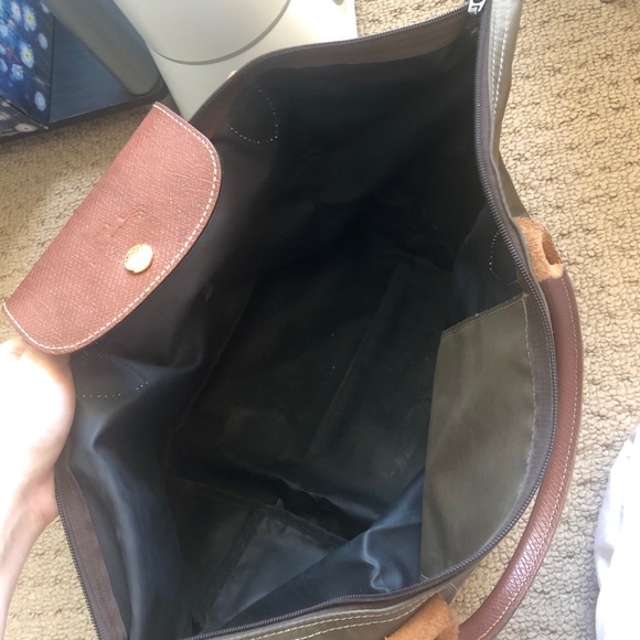 Longchamp Bag w/ Short handles - Picture 11 of 11